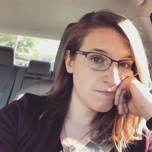 Meet your Posher, Caitlin